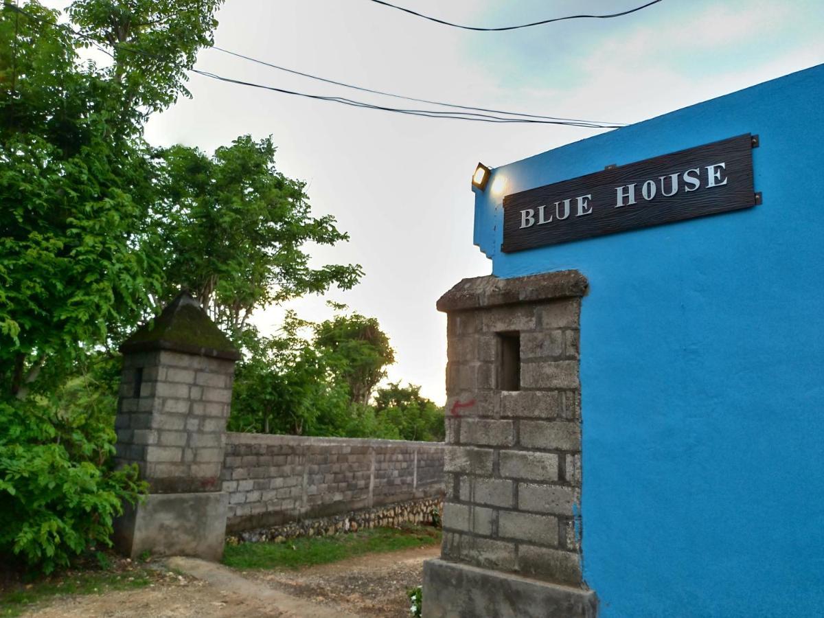 Blue House Uluwatu Hotell Exteriör bild